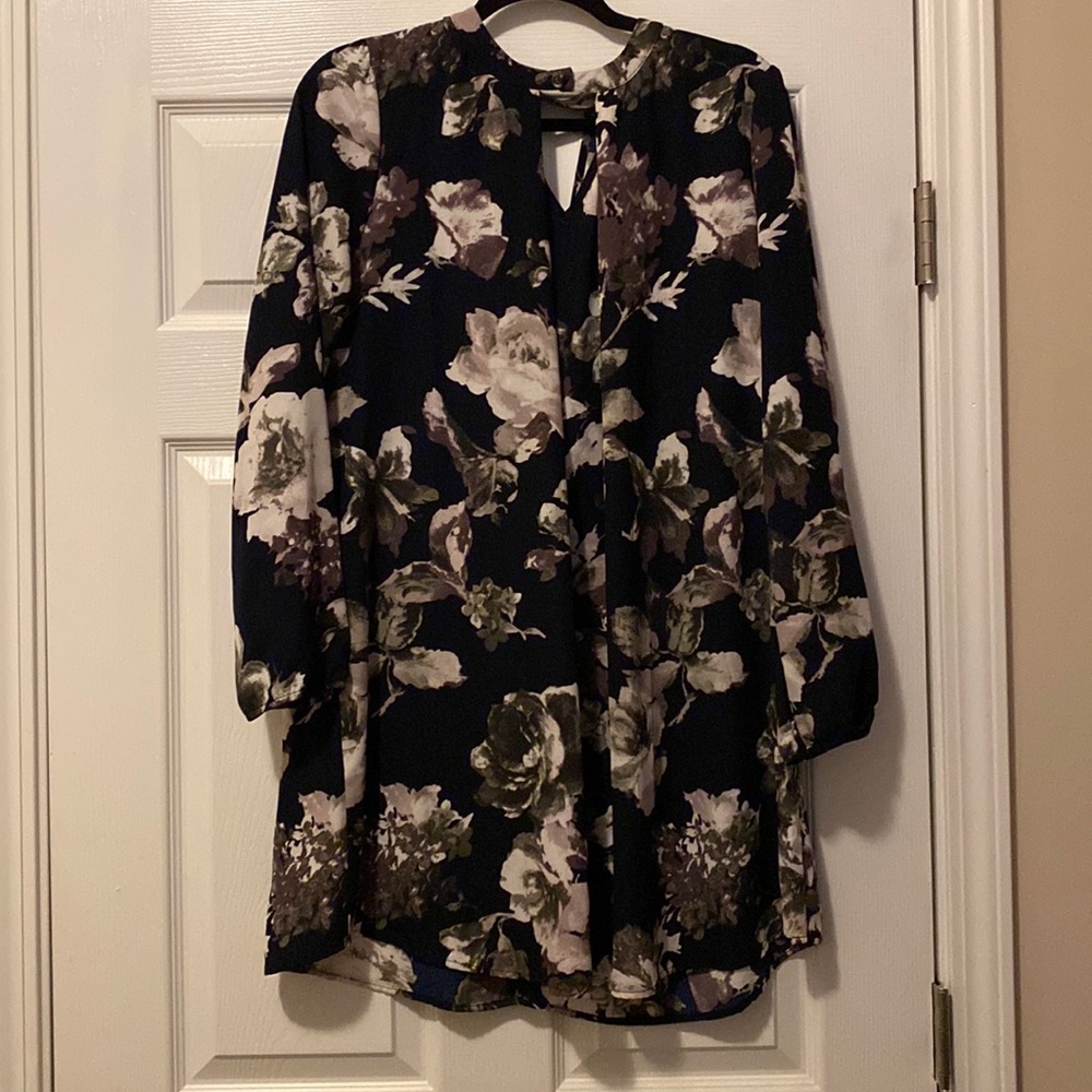 Worn once - long sleeve floral boutique dress